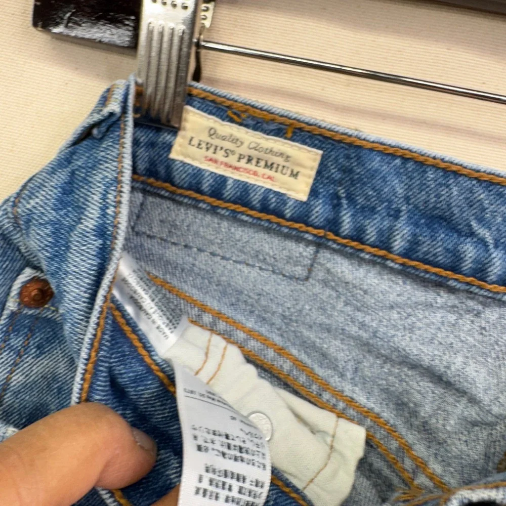 Levi's 501 Premium Jeans W25 L30 Blue Distressed High Rise Button Fly Denim